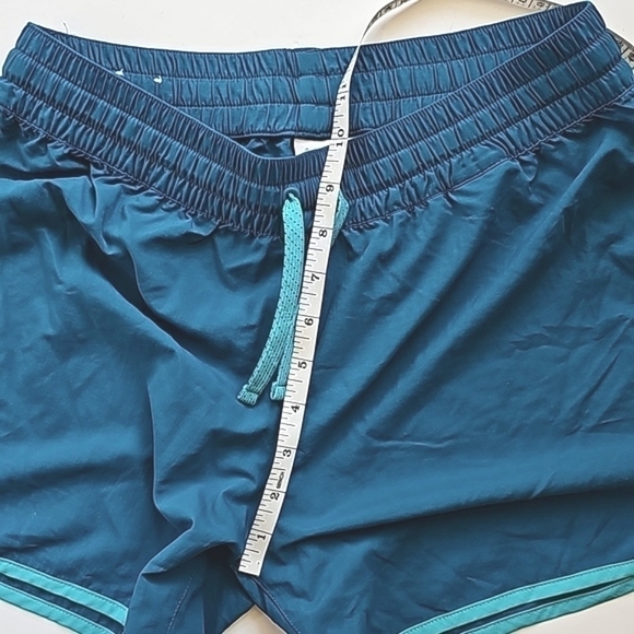 Columbia Womens Teal Blue Nylon Shorts Size Small - Picture 7 of 12